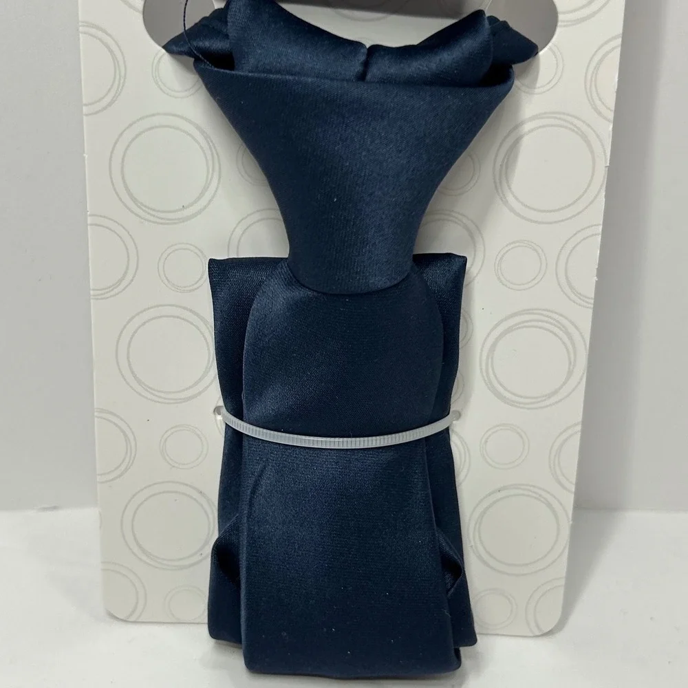 Wonder Nation Boys Navy Blue Zip Tie and Pocket Square 2 Piece Set NEW Dress